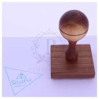8x8 cm-es egyedi gumibélyegző készítése fa nyéllel - négyzet alakú