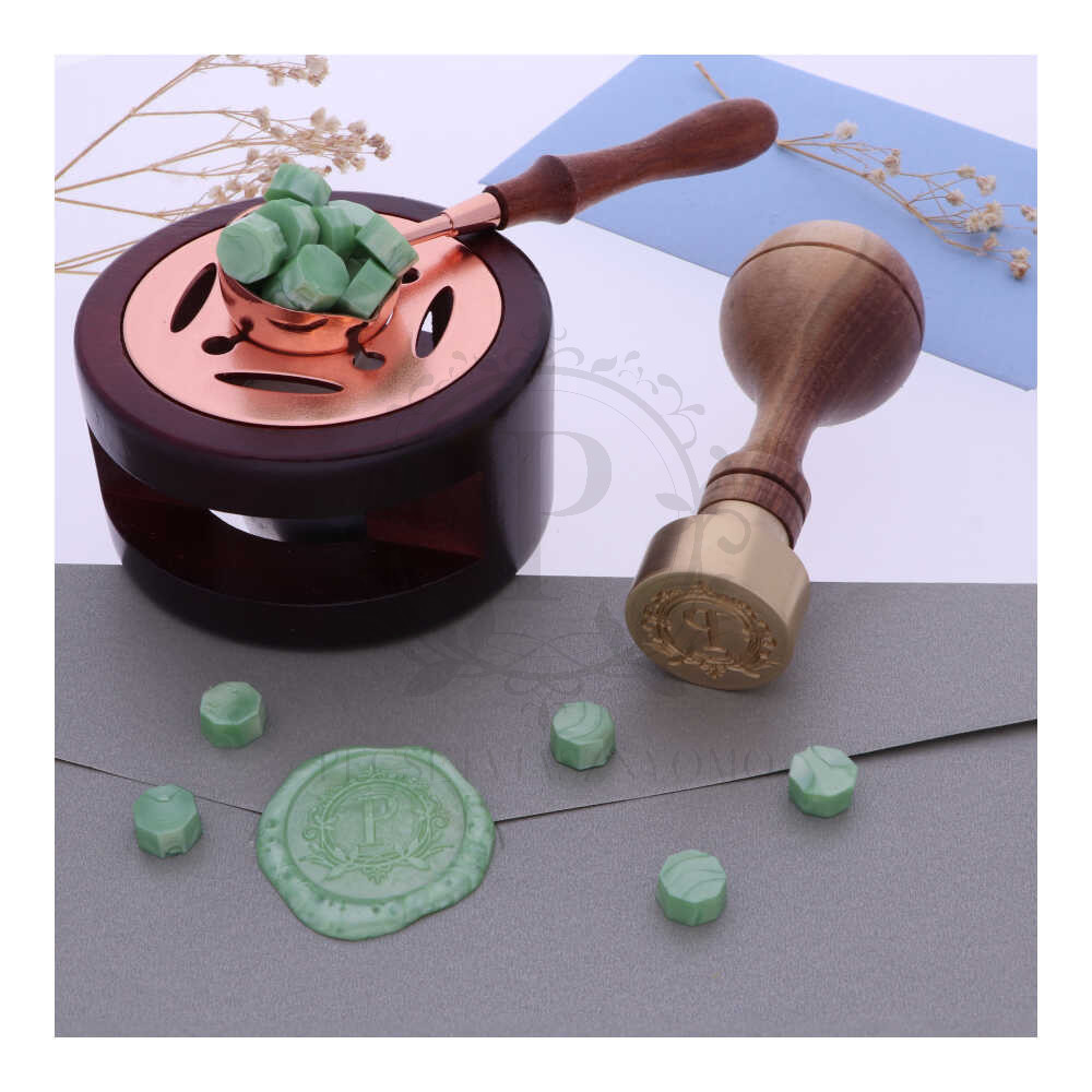   Pecsétviasz gyöngyök Lágyzöld színben  – 45 db / csomag