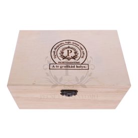 Fa díszdoboz egyedi gravírozással - nagy