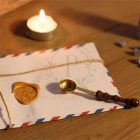 Pecsétviasz olvasztó kanál – réz, fa nyéllel (pici)